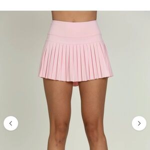 Gold hinge baby pink pleated tennis skirt size small